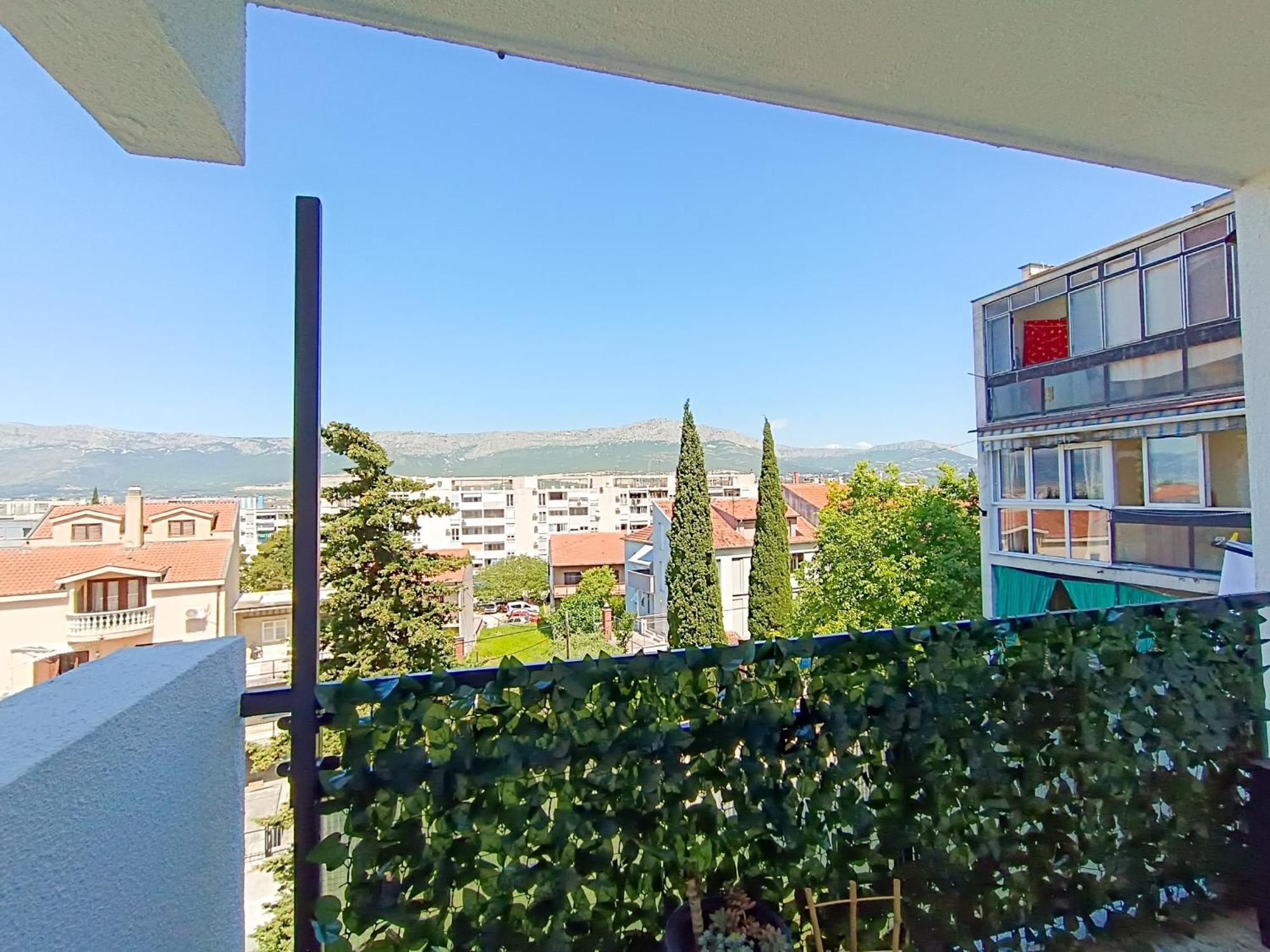 Appartement Retro à Split Extérieur photo